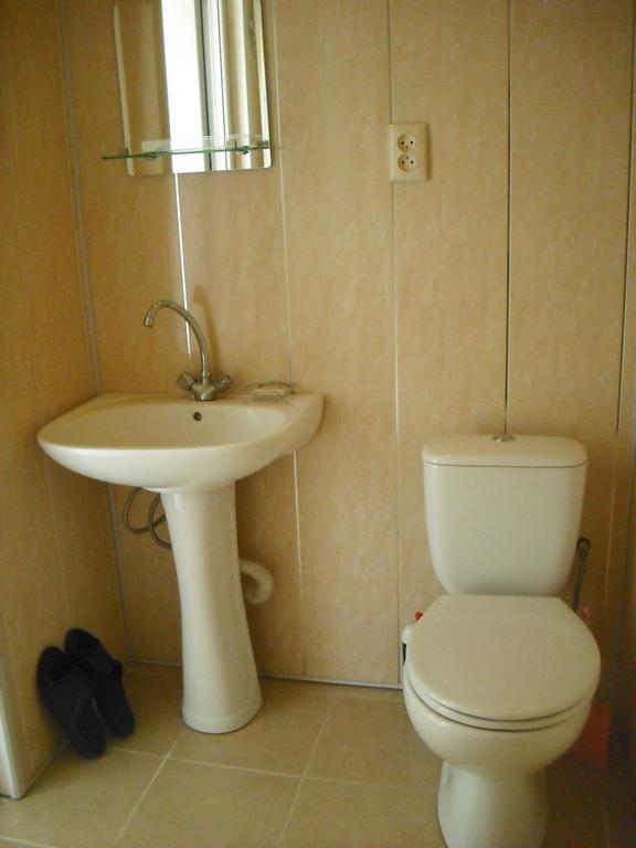 Guest House Econom Mtsʼkhetʼa Pokoj fotografie